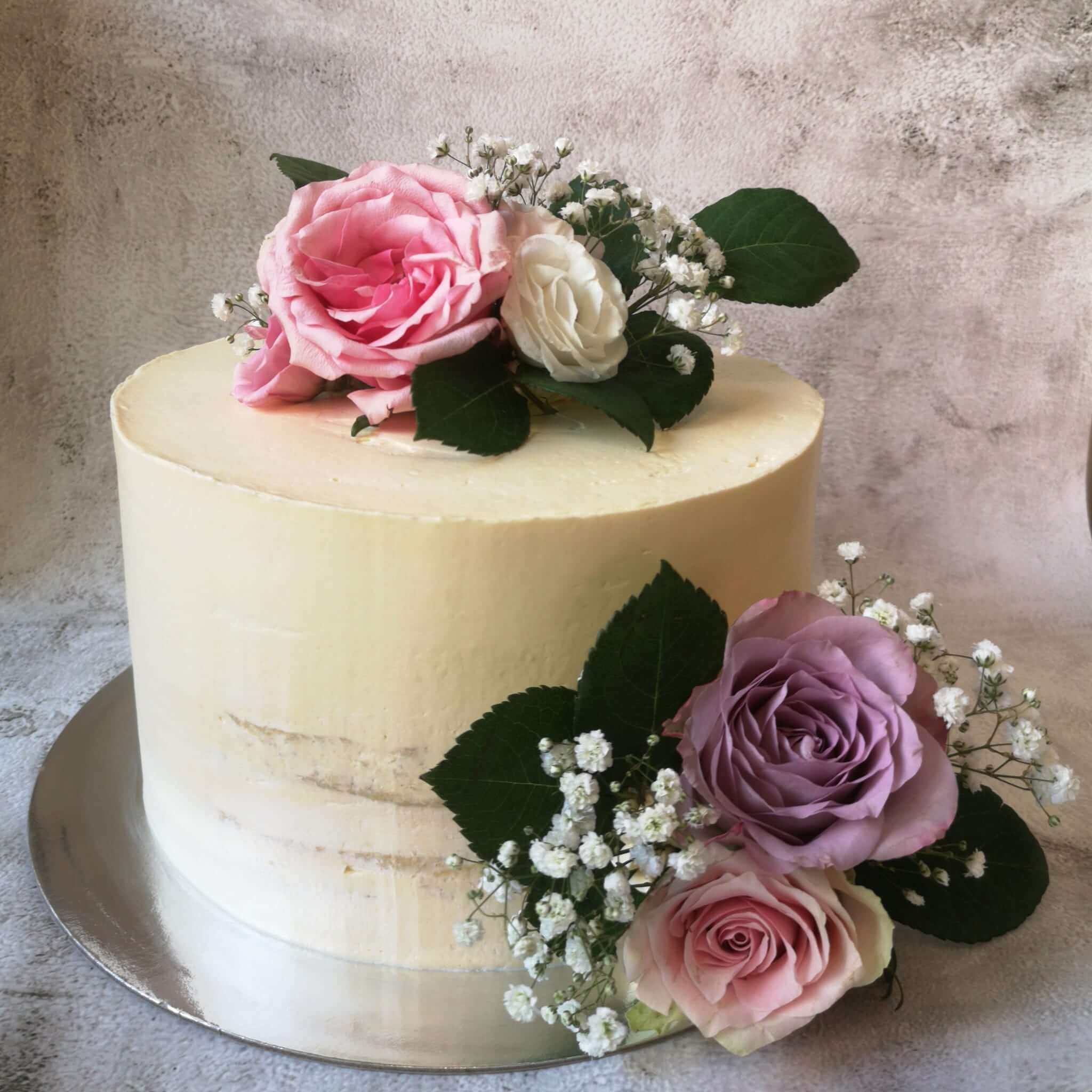 Vegán esküvői torta dizájn